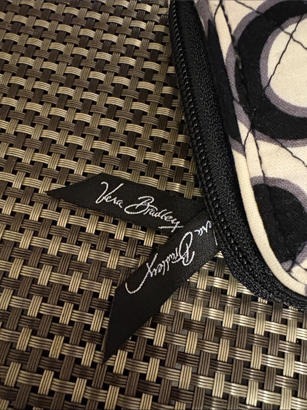 Vera Bradley Black and White Quilted Floral Zip Wallet - Picture 3 of 10